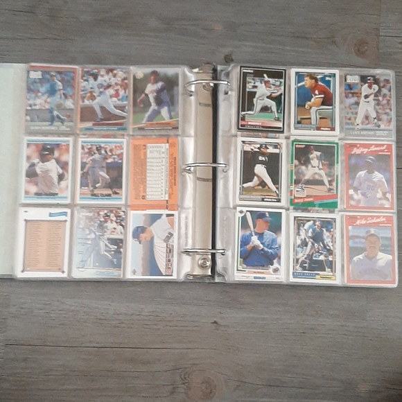 MLB Baseball Card Collection - Picture 7 of 17